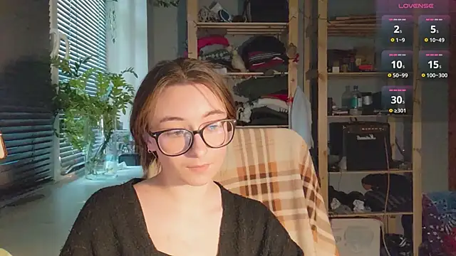 Snapshot of monlight__dana chatting on 03-12-25, 12:57 monlight  dana online show from 03-12-25, 12:57