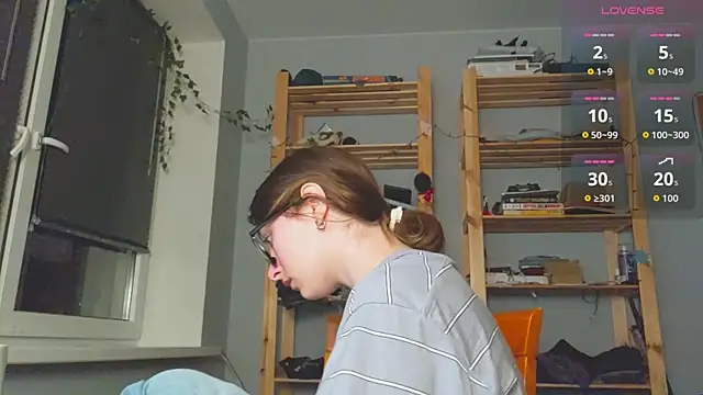 monlight  dana online show from 11-14-25, 11:52