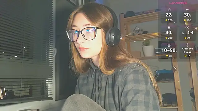 Snapshot of monlight__dana chatting on 09-29-25, 09:20 monlight  dana online show from 09-29-25, 09:20