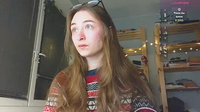 monlight  dana online show from 11-25-25, 05:41