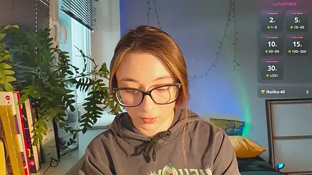 Snapshot of monlight__dana chatting on 01-06-25, 08:14 monlight  dana online show from 01-06-25, 08:14