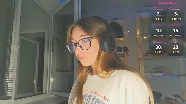 Snapshot of monlight__dana chatting on 09-12-25, 07:02 monlight  dana online show from 09-12-25, 07:02