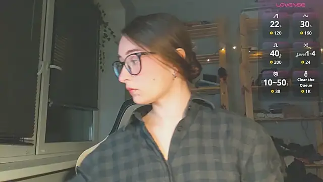 monlight  dana online show from 11-08-25, 03:59