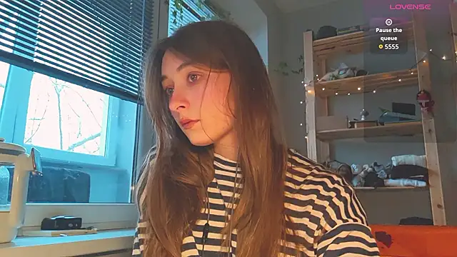 monlight  dana online show from 02-13-26, 03:01