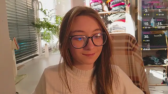 Snapshot of monlight__dana chatting on 03-08-25, 01:14 monlight  dana online show from 03-08-25, 01:14