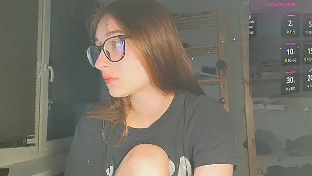 Snapshot of monlight__dana chatting on 11-02-25, 03:06 monlight  dana online show from 11-02-25, 03:06