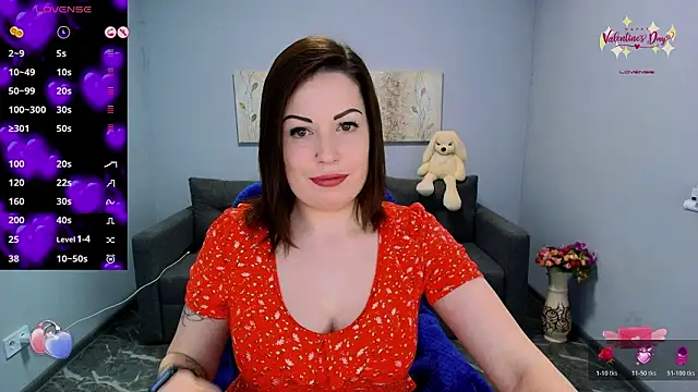 Snapshot of Emily_Midlton chatting on 02-10-26, 02:49 Emily Midlton online show from 02-10-26, 02:49