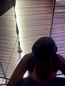 Berry Bans online show from 11-26-25, 05:13