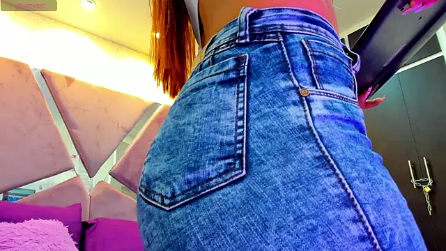 Charlotte Ice1 online show from 09-14-25, 05:24