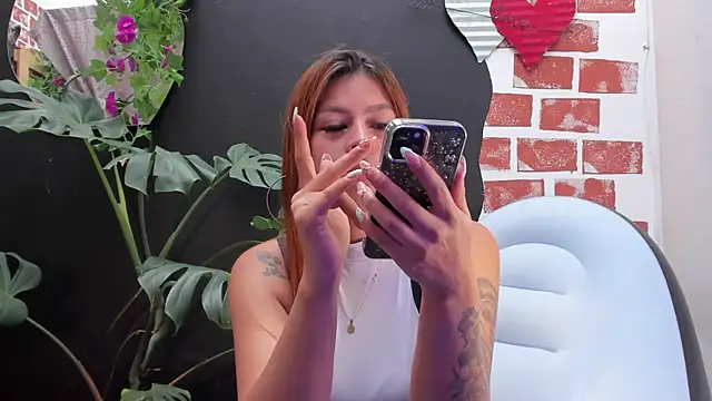 Snapshot of Charlotte_Ice1 chatting on 06-24-26, 03:43 Charlotte Ice1 online show from 06-24-26, 03:43
