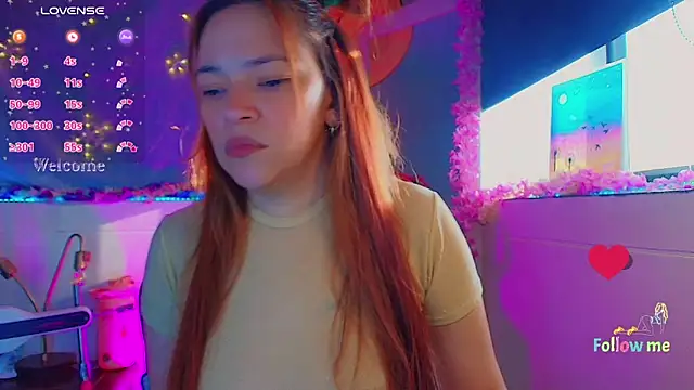 Snapshot of mariana_scott__ chatting on 10-03-25, 10:00 mariana scott   online show from 10-03-25, 10:00