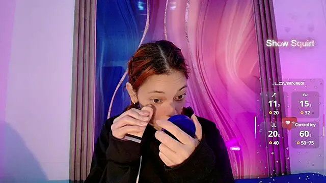 Snapshot of mariana_scott__ chatting on 02-25-25, 08:11 mariana scott   online show from 02-25-25, 08:11