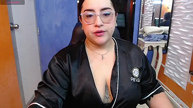 Snapshot of Sofiia_davis23 chatting on 05-07-26, 01:58 Sofiia davis23 online show from 05-07-26, 01:58