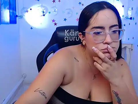 Sofiia davis23 online show from 12-12-24, 04:21