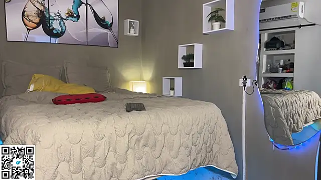 wendy alejo1712 online show from 04-13-26, 11:09