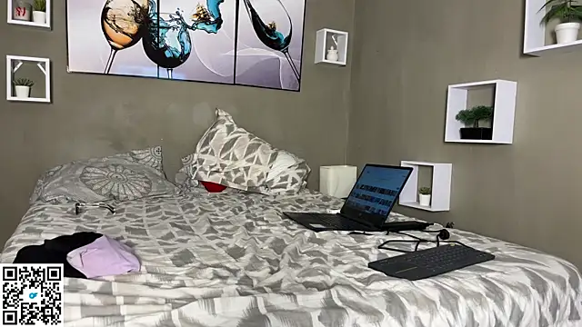 wendy alejo1712 online show from 05-18-26, 01:50