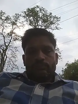 Desi Couple32 online show from 06-08-26, 01:00