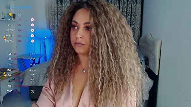  Just a queen 3 online show from 12-21-25, 04:52