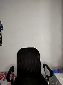 Demiansteven2 online show from 04-21-26, 03:29