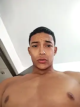 Snapshot of Demiansteven2 chatting on 02-11-26, 03:12 Demiansteven2 online show from 02-11-26, 03:12