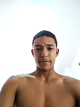 Snapshot of Demiansteven2 chatting on 02-09-26, 05:11 Demiansteven2 online show from 02-09-26, 05:11