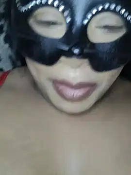 Snapshot of Mulatabigbunda chatting on 12-24-24, 03:05 Mulatabigbunda online show from 12-24-24, 03:05