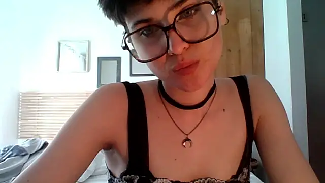 sarah perfect online show from 03-01-26, 03:23