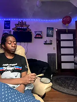 GersonGil1 online show from 12-02-25, 05:36