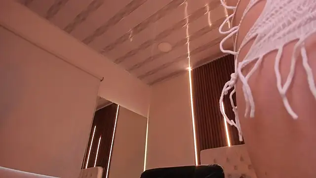 sweetty paulina online show from 05-13-26, 01:40