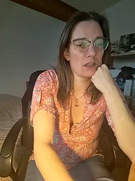 SpiceLea online show from 02-18-25, 12:28