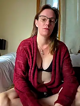 SpiceLea online show from 09-24-25, 08:10