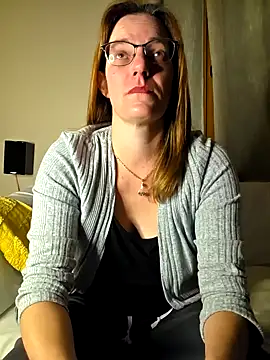 SpiceLea online show from 10-16-25, 07:33