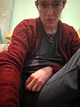 SpiceLea online show from 11-19-25, 04:18