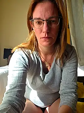 SpiceLea online show from 09-29-25, 08:21