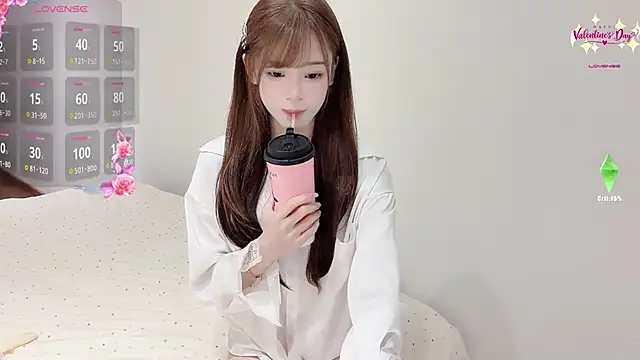 Yuuuuuly online show from 04-17-26, 02:53