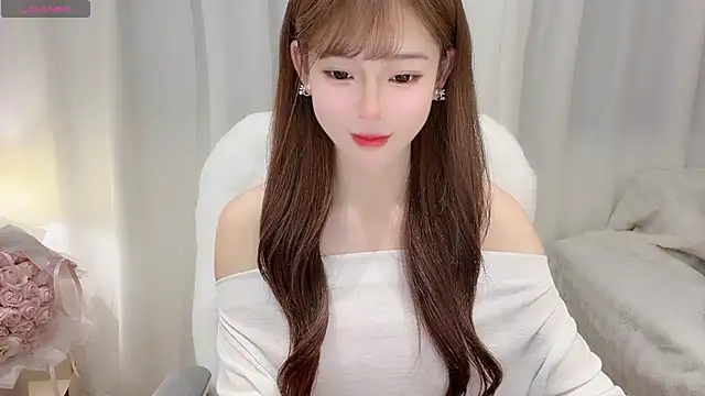 Yuuuuuly online show from 03-18-26, 02:30