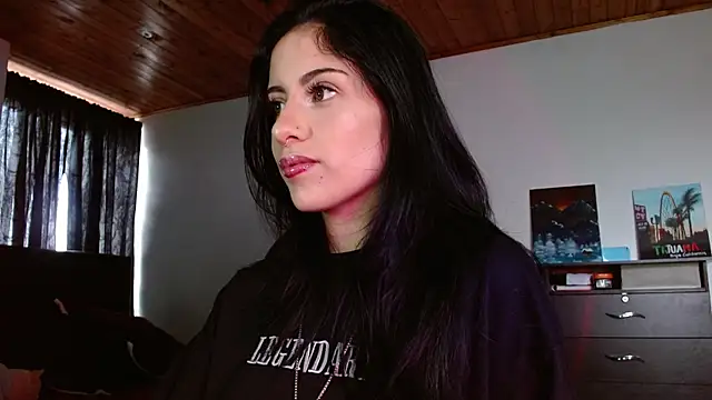 Ary Pieerce online show from 11-19-25, 08:42