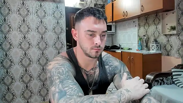 Jonmusclemaster online show from 11-18-25, 08:45