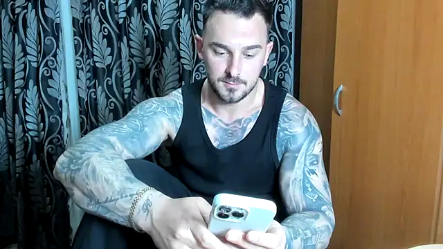 Jonmusclemaster online show from 04-17-26, 07:38