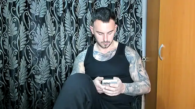 Jonmusclemaster online show from 04-10-26, 07:54