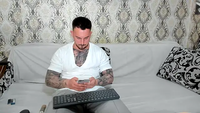 Jonmusclemaster online show from 04-15-26, 07:58