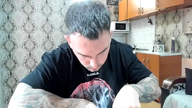 Jonmusclemaster online show from 10-30-25, 09:22