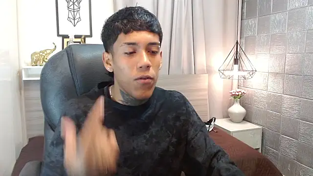 Snapshot of Alan_Cute18 chatting on 02-25-26, 12:49 Alan Cute18 online show from 02-25-26, 12:49