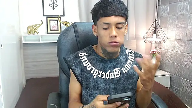 Snapshot of Alan_Cute18 chatting on 02-22-26, 12:40 Alan Cute18 online show from 02-22-26, 12:40