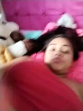 Snapshot of kiara_milf_ chatting on 01-16-25, 10:12 kiara milf  online show from 01-16-25, 10:12