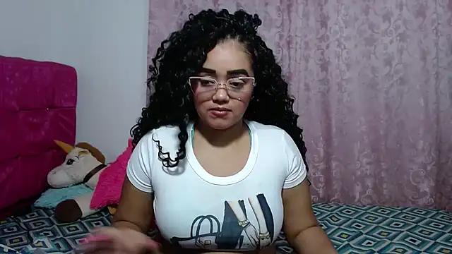 kiara milf  online show from 11-11-25, 12:38