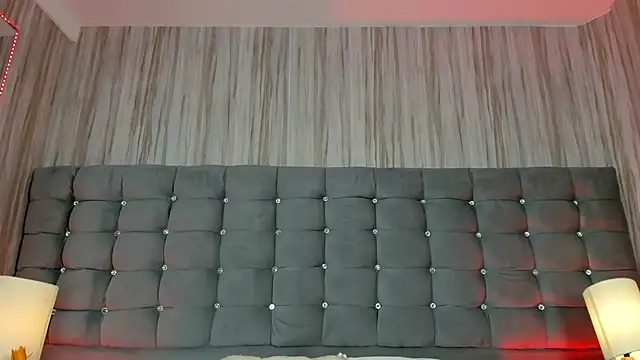 Poacahontasfg online show from 11-06-25, 04:05