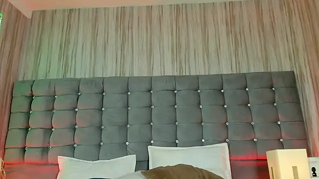 Poacahontasfg online show from 11-29-25, 04:01