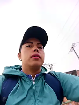  andrea30 online show from 12-17-25, 11:15