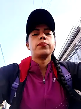 Snapshot of _andrea30 chatting on 02-15-25, 12:33  andrea30 online show from 02-15-25, 12:33